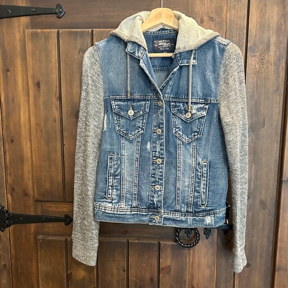 Silver denim jacket - Picture 1 of 8